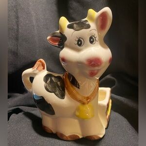 Vintage cow planter excellent condition. Ceramic